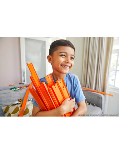 Conjunto de pista Hot Wheels + 10 camiones a escala 1:64