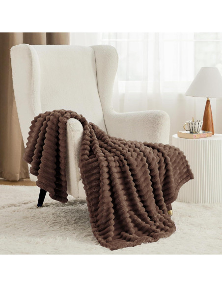 Manta de Fleece Bedsure Fondue Fudge 127x152 cm Suave y Ligera