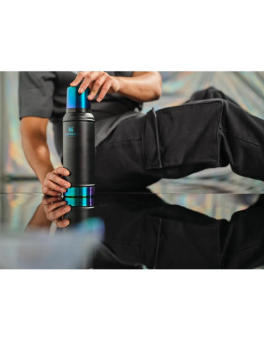 Botella Térmica Stanley Clásica 1QT Negra | Acero Inoxidable Aislado