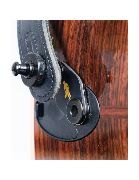 Adaptador Acousti-Lok MusicNomad MN272 para Guitarras Taylor 9V