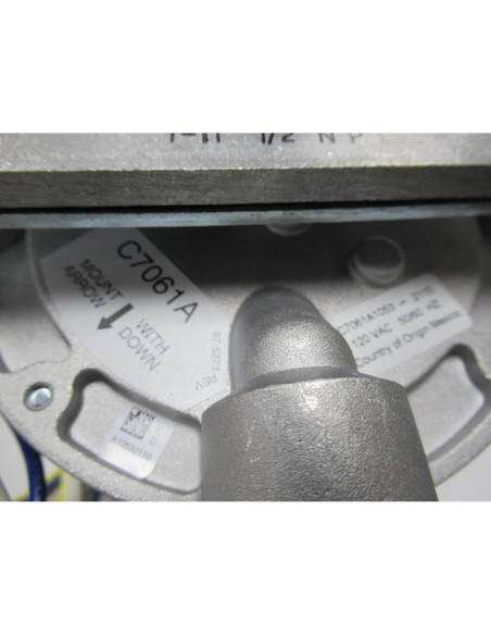 Detector de Llama Ultravioleta Honeywell C7061A1053 120V