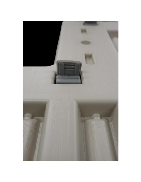 Escalón Drop-In Confer Plastics Step-1X para Piscinas 181 kg