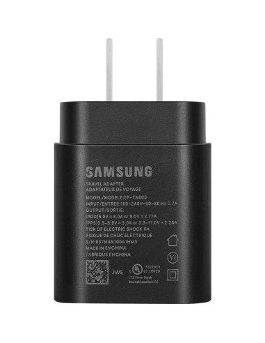 Cargador de pared UrbanX 25W con cable USB-C para Realme 8