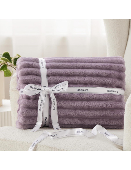 Manta Lanzadora Bedsure Morado Claro 127x152 cm Suave y Ligera