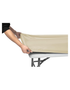 Mantel Rectangular de Poliester 182.88x76.2 cm Shamrock Home Crema