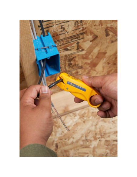 Destripador de Cable Coaxial Fluke Networks 11231255 2 y 3 Niveles