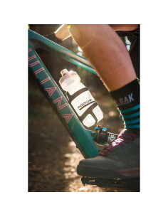 Botella de Agua Squeeze CamelBak Podium 621ml Carbono 2