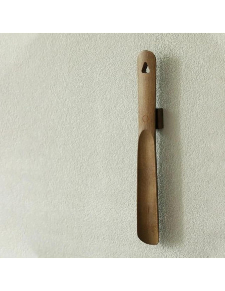 Calzador Magnético Kolbein de Madera de Haya 30cm - Montaje en Pared