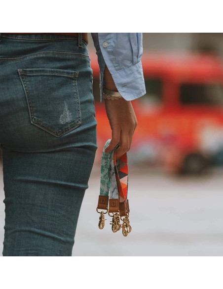 Llavero Muñequera MNGARISTA de Cuero Real - Color Vides