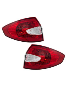 Luces Traseras KarParts360 Ford Fiesta 2011-2013 Par Rojo Claro