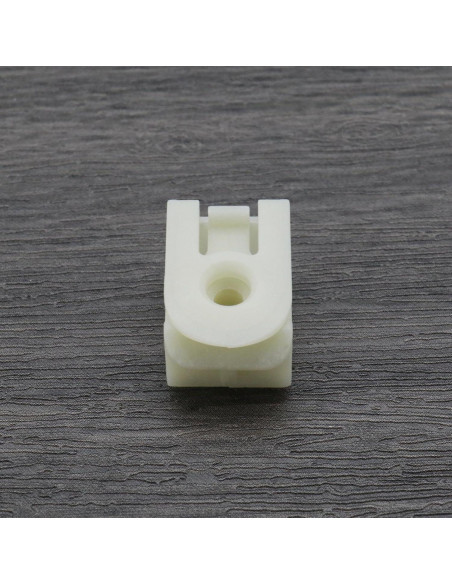 20 Sujetadores de Paneles Aislamiento ECSiNG para BMW