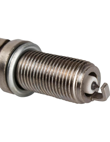 Juego de Bujías TRQ para Varios Modelos de Autos - 4 Piezas