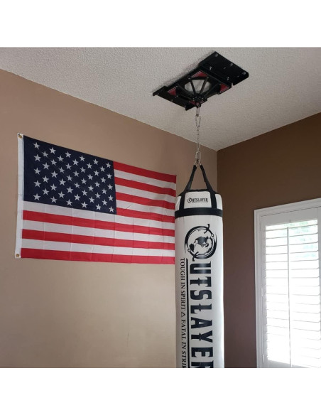 Soporte Spider Firstlaw Fitness para bolsa pesada 63.5 kg