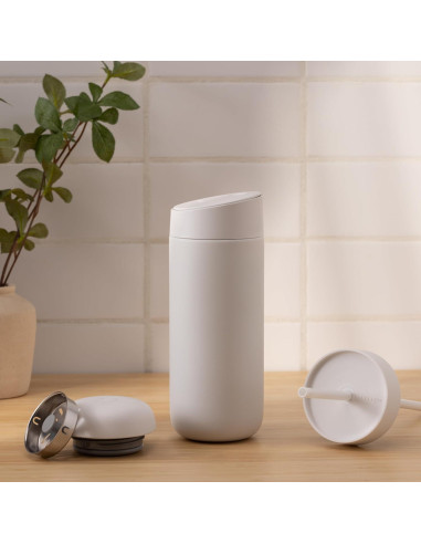 Taza de Viaje Fellow 16 oz Blanco Mate con Tapa Móvil y Popote