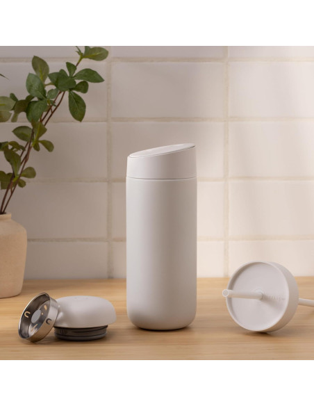 Taza de Viaje Fellow 16 oz Blanco Mate con Tapa Móvil y Popote