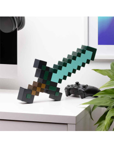 Luz de Espada de Diamante Paladone 40cm LED Multicolor 2