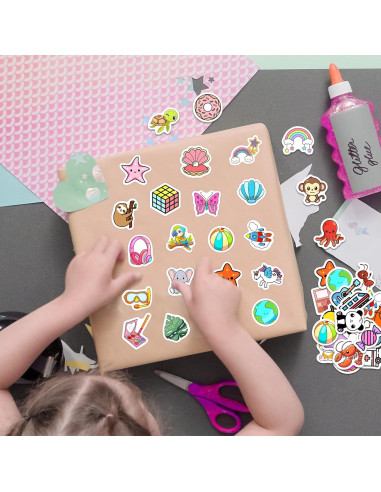 100 Stickers de Caricaturas Lindas Bolcguri - Impermeables