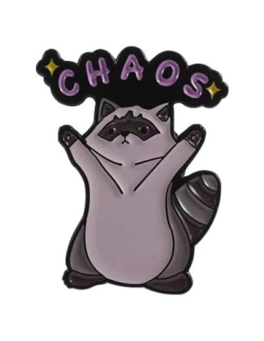 Broche de Mapache Kawaii con Letras 'CAOS' - Pin de Esmalte Unisex