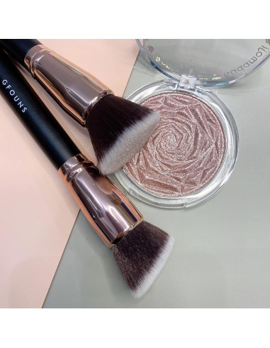 Brocha Kabuki Angulada GFOUNS para Base Líquida y Polvo