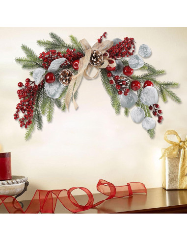 Guirnalda Navideña SHACOS 60 cm con Pino y Bayas Rojas