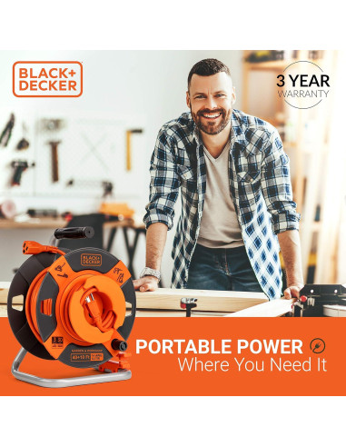 Carrete de Cable de Extensión Retráctil 15.24m BLACK+DECKER