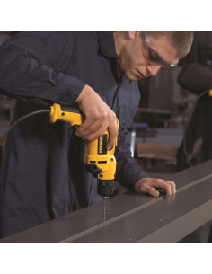 Taladro DEWALT DWD112 8A 3/8" VSR con Chuck Metálico 2