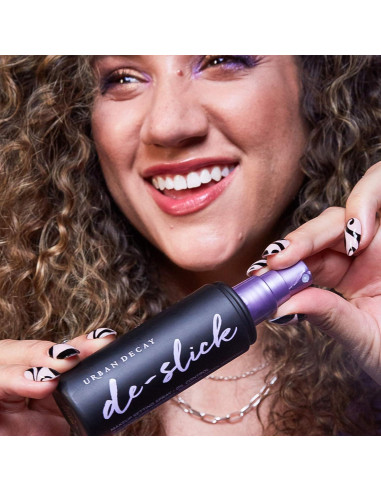 Spray Fijador de Maquillaje Urban Decay De-Slick 29.57 ml
