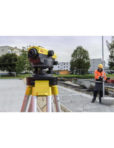 Nivel Óptico Automático Leica NA524 24x Zoom 2.27kg