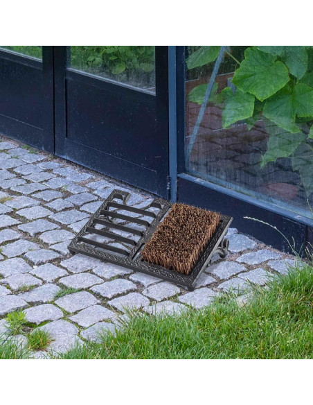 Raspador de Botas MyGift con Cepillo de Hierro Fundido