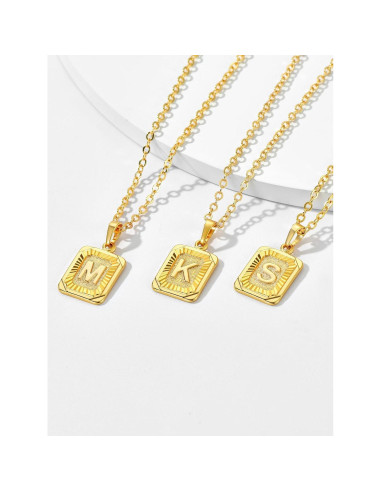 Collar Inicial Cuadrado U7 Baño de Oro/Platino 3.2x1.6cm
