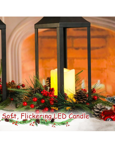 Farol de Navidad Bdor LED 39.88 cm con piñas y bayas rojas