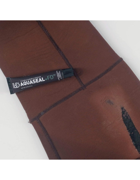 Adhesivo Reparador Flexible GEAR AID Aquaseal FD 21.26 g