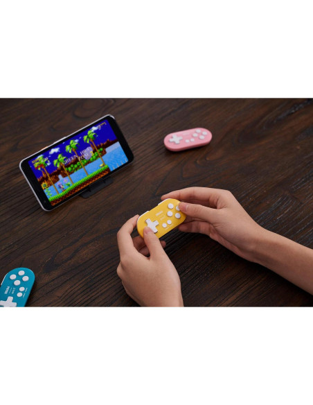 Controlador Mini Bluetooth 8Bitdo Zero 2 Amarillo para Switch