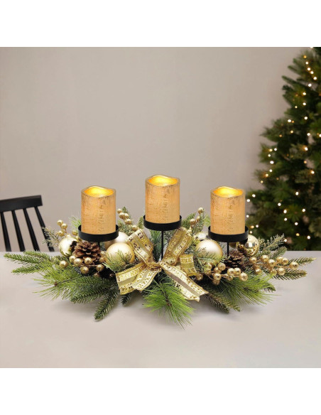 Centro de Mesa Navideño Dorado con Bayas y Piñas 69.85 cm