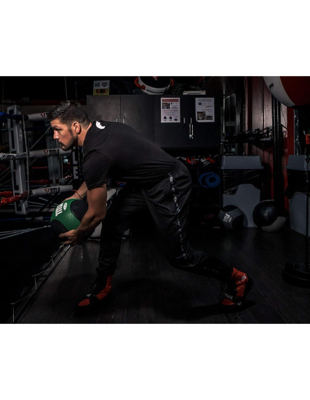 Balón Medicinal de Goma Title Boxing 6.80 kg Verde/Negro