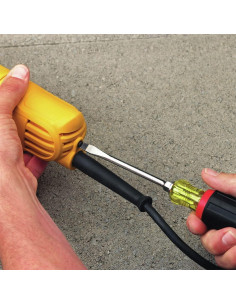 Amoladora DEWALT DWE4120 1000W 4.5" Interruptor de Paleta 2