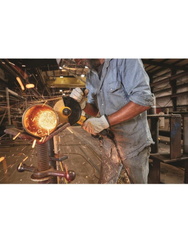 Amoladora Angular DEWALT DWE43244N 5/6" Sin Escobillas 13A