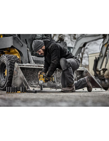 Llave de Impacto Inalámbrica DEWALT 20V 3/4" DCF964B