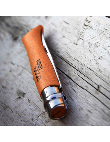 Cuchillo de bolsillo OPINEL No.7 de acero al carbono y madera