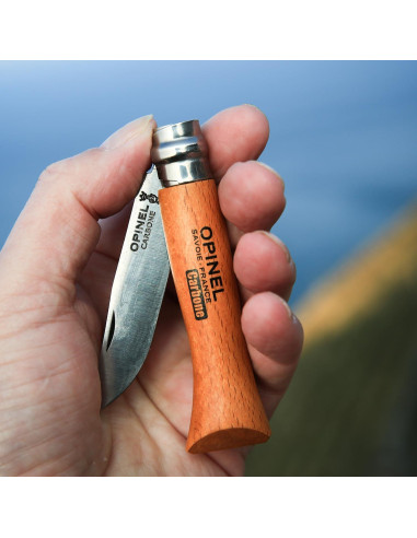 Cuchillo de bolsillo OPINEL No.7 de acero al carbono y madera