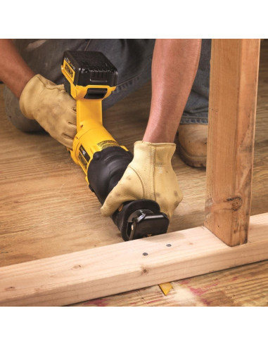 Sierra Recíproca Inalámbrica DEWALT DCS380P1 20V MAX 4.99 kg