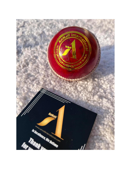 Pelota de Cricket AnNafi de Cuero Rojo Cosida a Mano - Senior