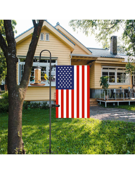 Soporte para Bandera de Jardín GQP261 121.92 cm con Clip Antiviento
