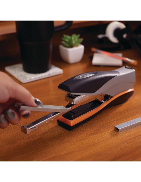 Grapadora Swingline Optima 40, Sujeta 40 Hojas, Ergonomía Suave