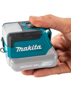 Linterna Compacta L.E.D. Makita ML107 12V 200 lúmenes 2