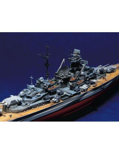 Kit de Modelo Acorazado Tirpitz 1943 Trumpeter 1:700