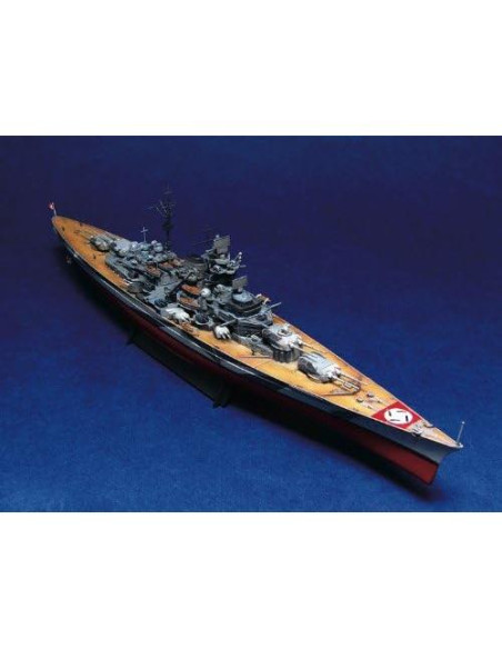 Kit de Modelo Acorazado Tirpitz 1943 Trumpeter 1:700