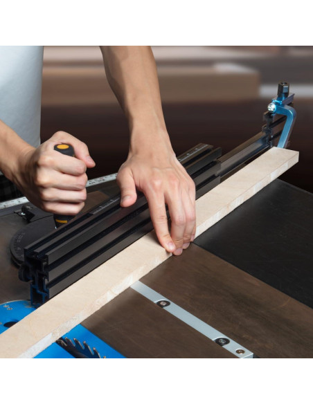 Sistema de Medición de Ingletes POWERTEC 71766 con Cerca Telescópica