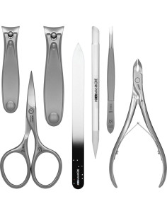 Set de Manicura 7 Piezas GERMANIKURE en Estuche Negro 2