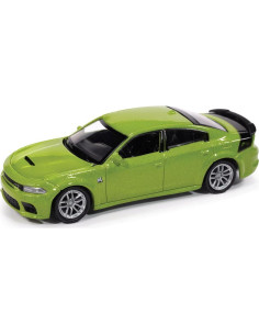 Auto World Dodge Charger R/T Scat Pack 2023 Verde 1/64 2